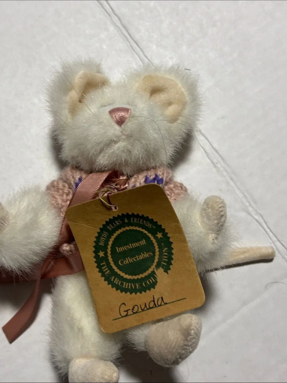 Boyds Bears Vintage Gouda   Cream & Pink Mousie Plush in Knit Sweater